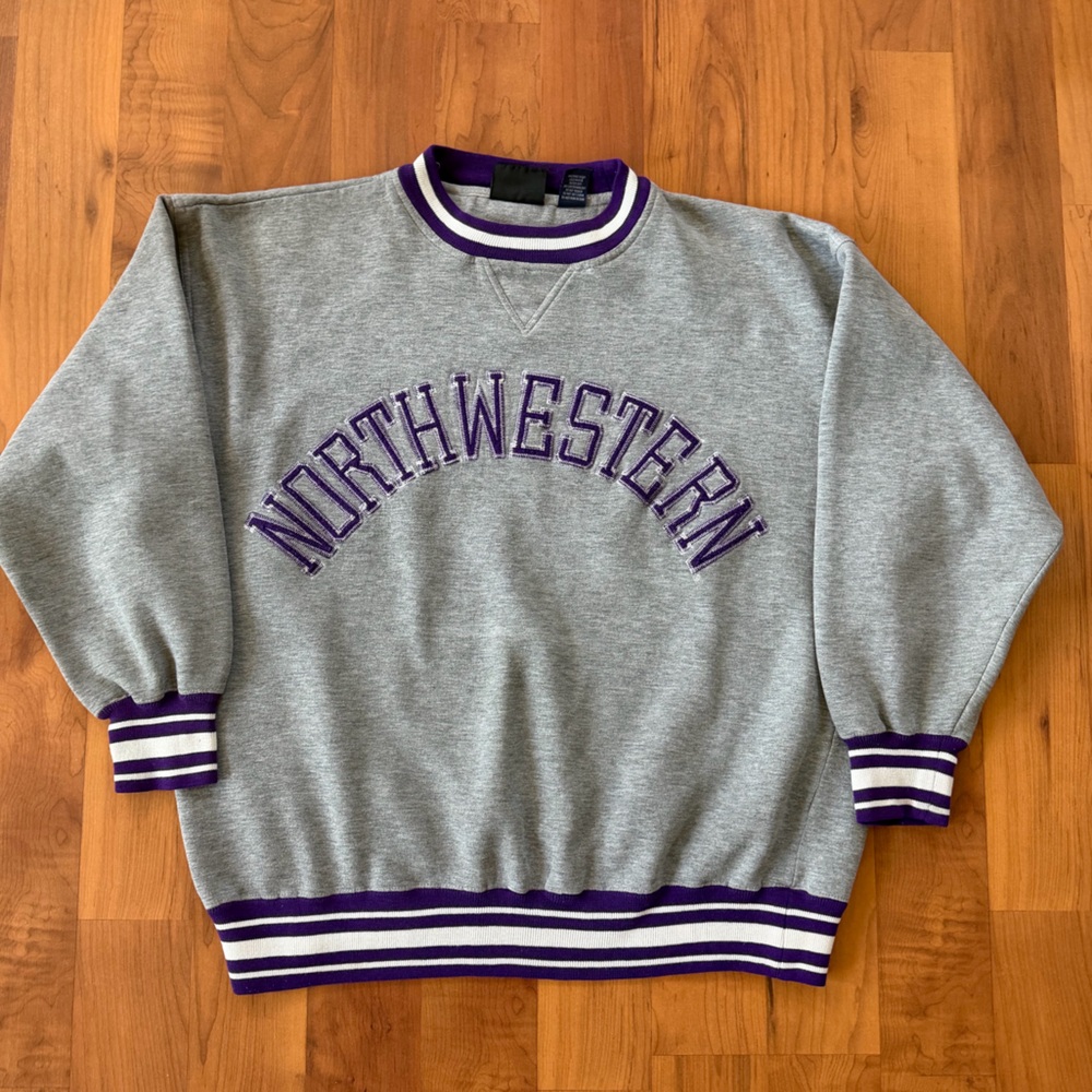 Vintage 90’s Northwestern College Crewneck Size XL